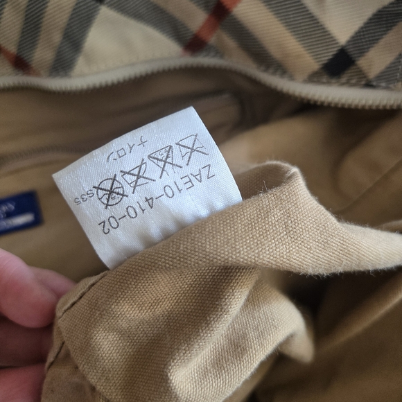 Burberry Checkered Tote in Black and Cream - Picture 11 of 13